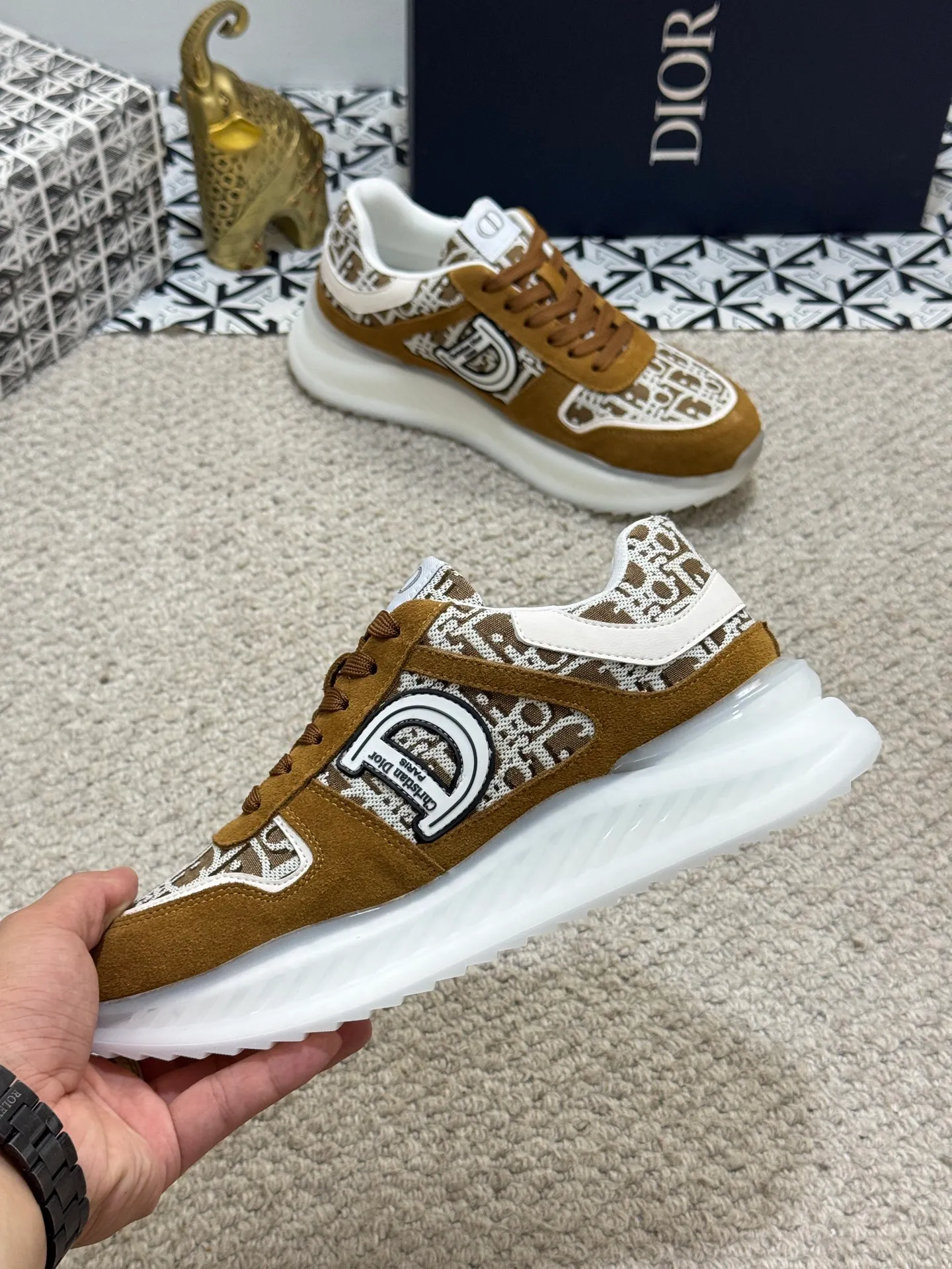 Men's men's shoes 💰440 [New model] 🐞🐞Top original - Dior 🆕 Low-top B02 casual sports shoes, carefully made of first-layer cowhide with canvas, comfortable and breathable ~ rubber soles, enhance style. Fashionable and versatile, it can complement any look. Featuring an exquisite design that is uniquely dynamic and modern, this shoe is part of Dior's legacy and embodies modern elegance. Size: 38-44 (45 customized.